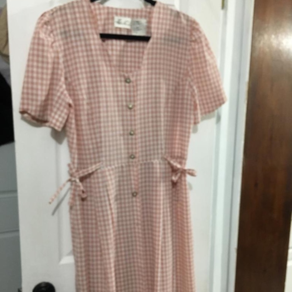 Women’s dress